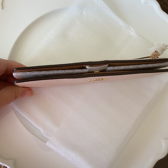 Coach Snap CrossgraIn Leather Slim Wallet - Picture 6 of 8